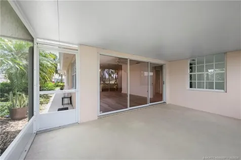 1269 NW Bentley Circle Port St Lucie FL 34986