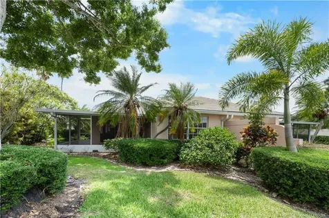 1269 NW Bentley Circle Port St Lucie FL 34986