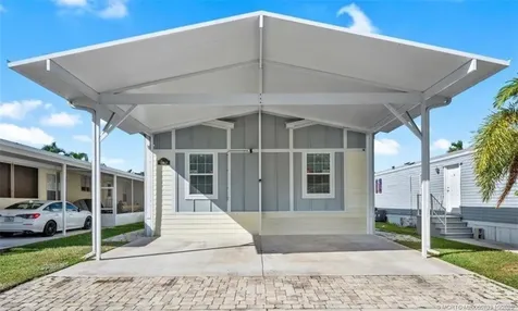 209 Plantation Boulevard Lake Worth FL 33467