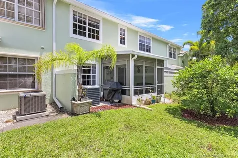 2055 SE Wild Meadow Circle Port St Lucie FL 34952