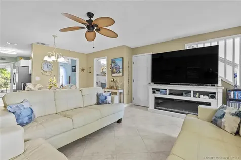 2055 SE Wild Meadow Circle Port St Lucie FL 34952