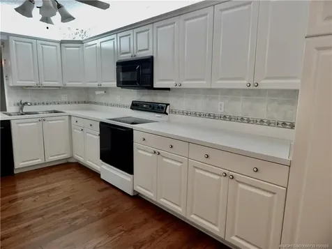 1600 SE Saint Lucie Boulevard Stuart FL 34996