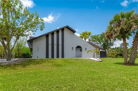 2196 SW Ranch Trail Stuart FL 34997