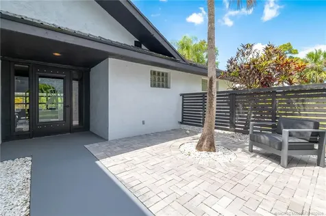 2196 SW Ranch Trail Stuart FL 34997