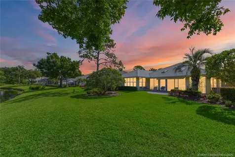 3510 SE Cambridge Drive Stuart FL 34997