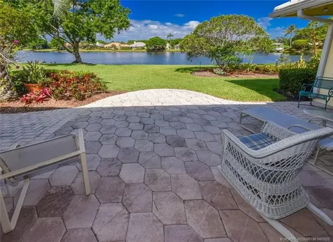 3510 SE Cambridge Drive Stuart FL 34997