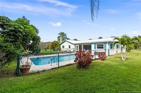 2416 NW Everglades Boulevard Stuart FL 34994