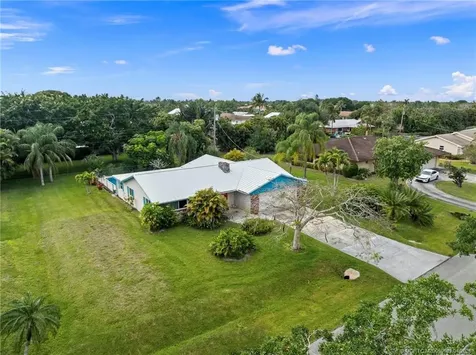 2416 NW Everglades Boulevard Stuart FL 34994