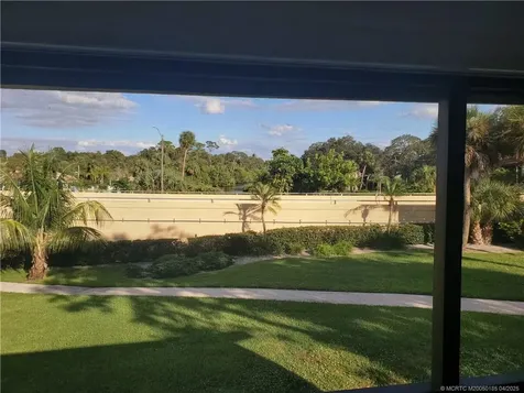 1411 NE 14th Court Jensen Beach FL 34957