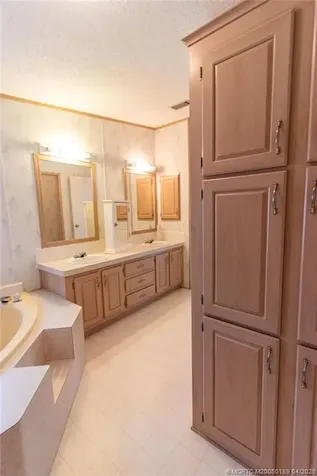 2500 SW Marquis Terrace Stuart FL 34997