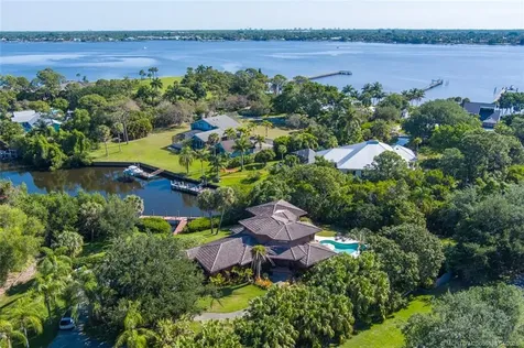 3308 NW Perimeter Road Palm City FL 34990