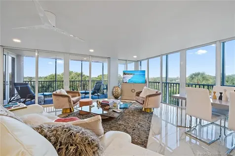 669 NE Plantation Road Stuart FL 34996