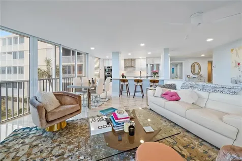 669 NE Plantation Road Stuart FL 34996