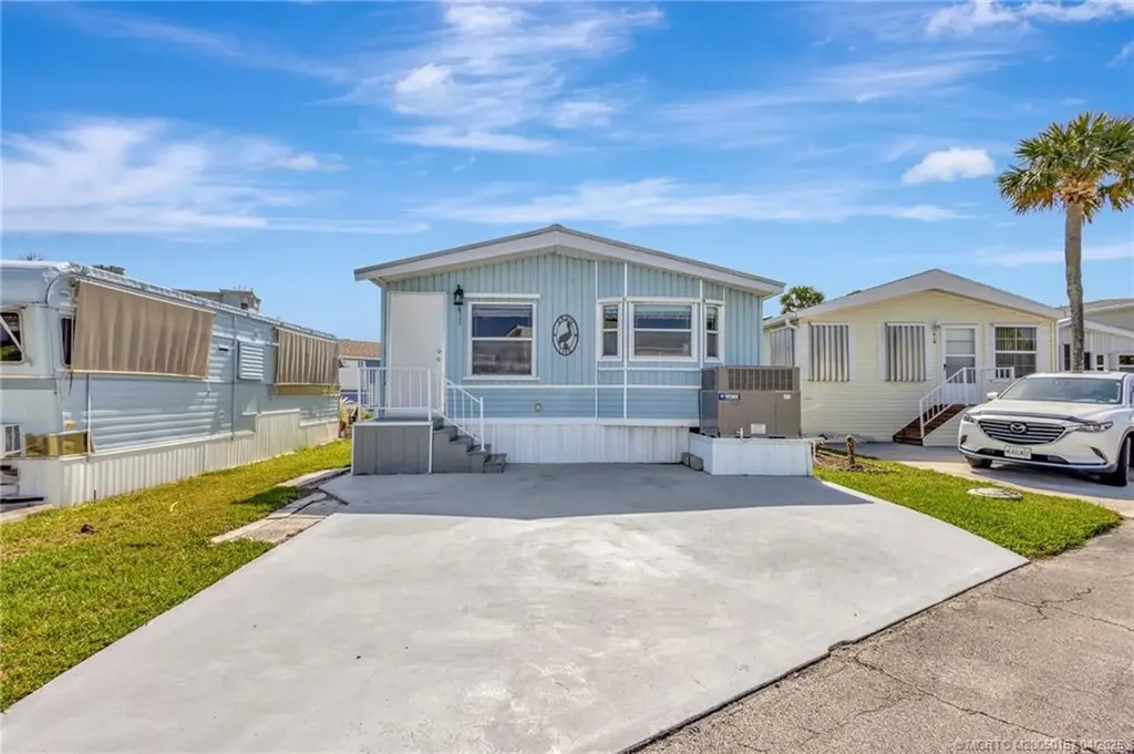 10725 S Ocean Drive Jensen Beach FL 34957