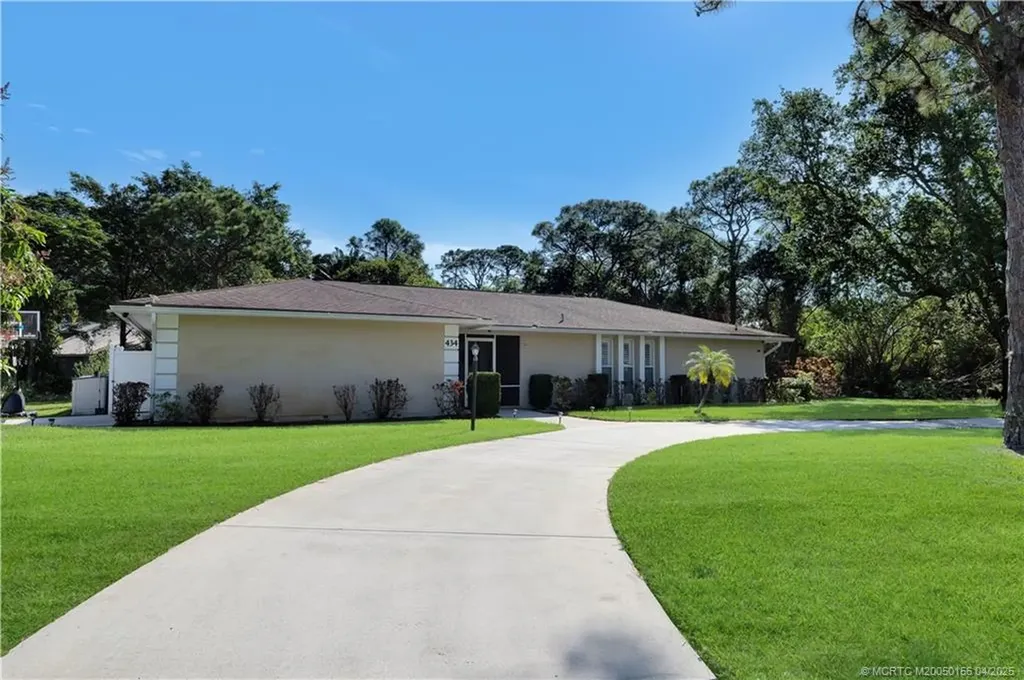434 NE Acacia Place Jensen Beach FL 34957