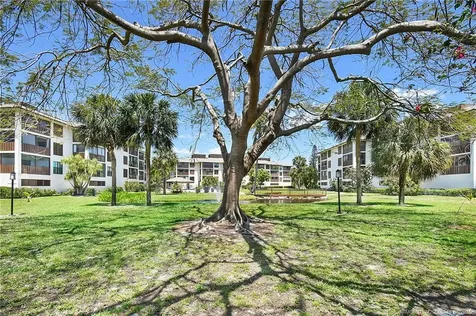 162 SE Saint Lucie Boulevard Stuart FL 34996