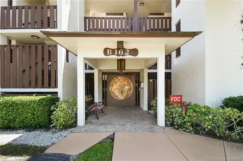 162 SE Saint Lucie Boulevard Stuart FL 34996