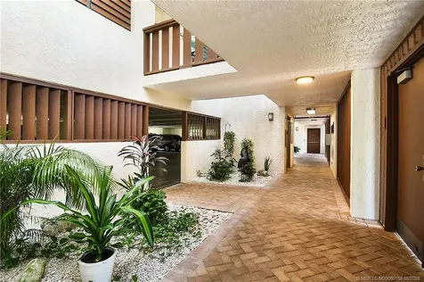 162 SE Saint Lucie Boulevard Stuart FL 34996