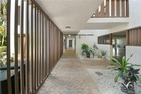 162 SE Saint Lucie Boulevard Stuart FL 34996