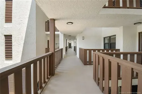 162 SE Saint Lucie Boulevard Stuart FL 34996