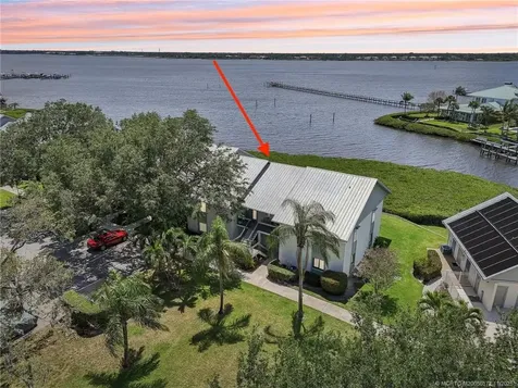 2104 NW 22nd Avenue Stuart FL 34994