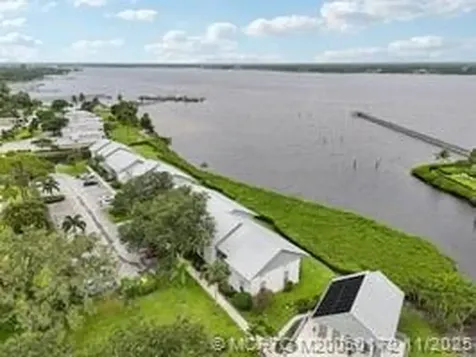 2104 NW 22nd Avenue Stuart FL 34994