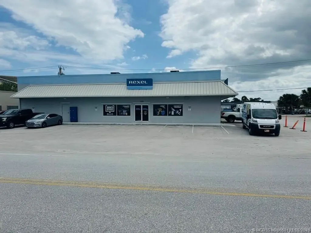 1251 SE Dixie Cutoff Road Stuart FL 34994