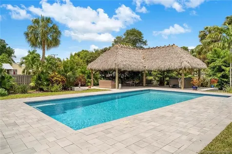 216 SE Flamingo Avenue Stuart FL 34996