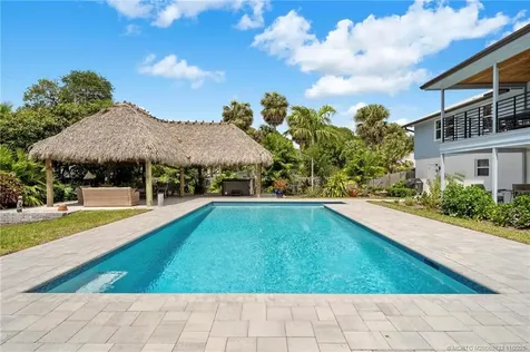 216 SE Flamingo Avenue Stuart FL 34996