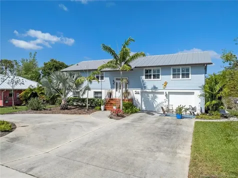216 SE Flamingo Avenue Stuart FL 34996