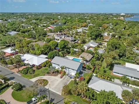 216 SE Flamingo Avenue Stuart FL 34996