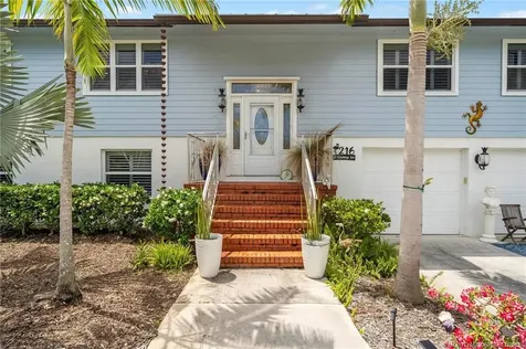 216 SE Flamingo Avenue Stuart FL 34996