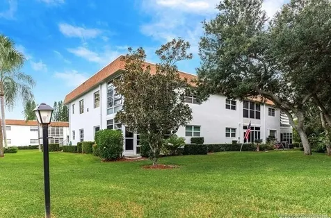 2950 SE Ocean Boulevard Stuart FL 34996