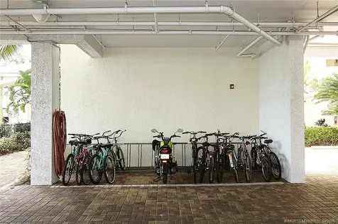 975 NW Flagler Avenue Stuart FL 34994