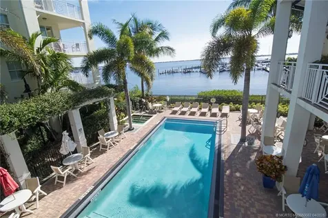 975 NW Flagler Avenue Stuart FL 34994