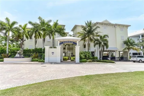 975 NW Flagler Avenue Stuart FL 34994