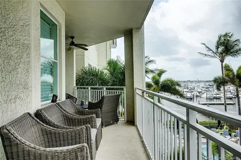 975 NW Flagler Avenue Stuart FL 34994