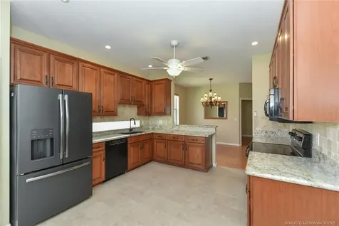 851 NW Sorrento Lane Port St Lucie FL 34986