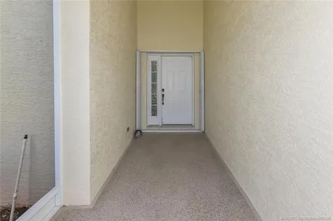 851 NW Sorrento Lane Port St Lucie FL 34986