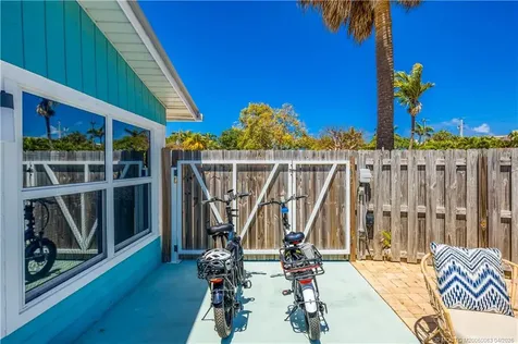 113 N Las Olas Drive Jensen Beach FL 34957