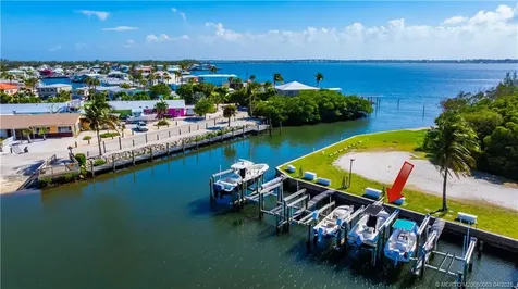 113 N Las Olas Drive Jensen Beach FL 34957