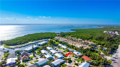 113 N Las Olas Drive Jensen Beach FL 34957