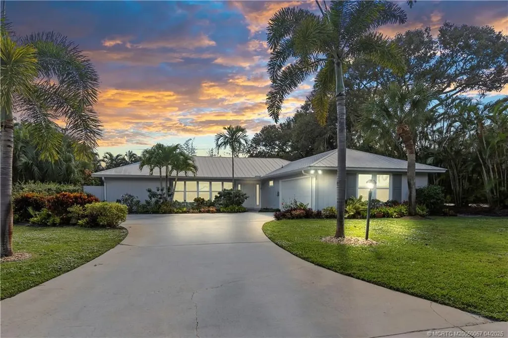 7 Riverview Drive Sewalls Point FL 34996
