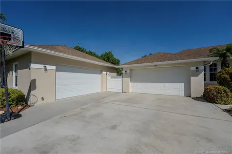 1945 SE Emerald Court Stuart FL 34997
