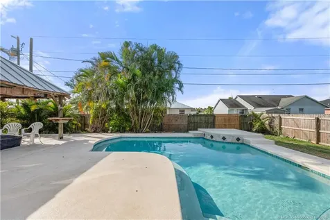 452 SW Baoy Avenue Port St Lucie FL 34953
