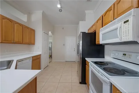 452 SW Baoy Avenue Port St Lucie FL 34953