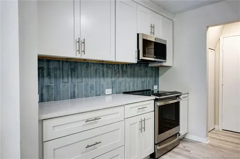 650 NE Wax Myrtle Way Jensen Beach FL 34957