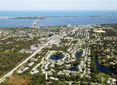 650 NE Wax Myrtle Way Jensen Beach FL 34957