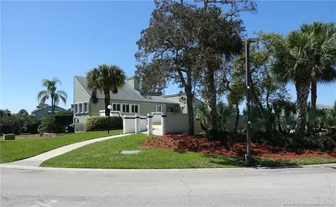 650 NE Wax Myrtle Way Jensen Beach FL 34957