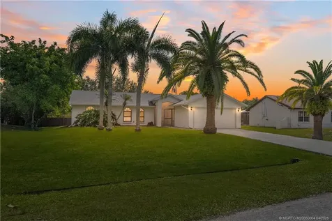 3111 SE Card Terrace Port St Lucie FL 34984